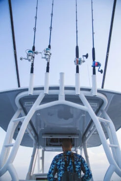 Temple Fork Outfitters Seahunter Casting Rods -Cheap Fishing Store Seahunter Carousel Lifestlye 2