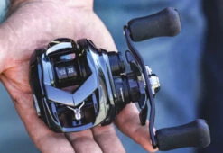 Daiwa Tatula SV70 Baitcasting Reel -Cheap Fishing Store lifestyle3